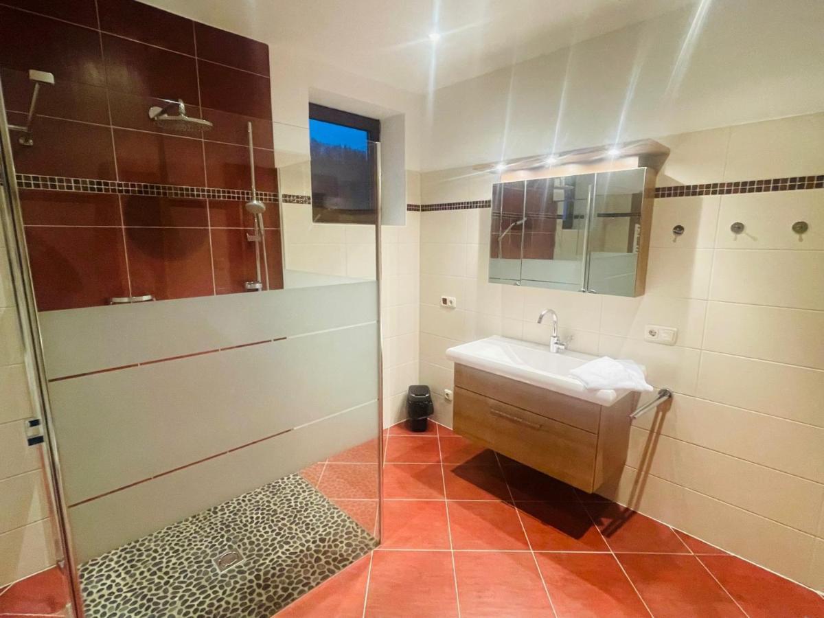 Natursport Heutal Appartements Ski-In & Ski-Out Unken Esterno foto