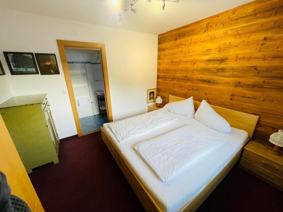 Natursport Heutal Appartements Ski-In & Ski-Out Unken Esterno foto