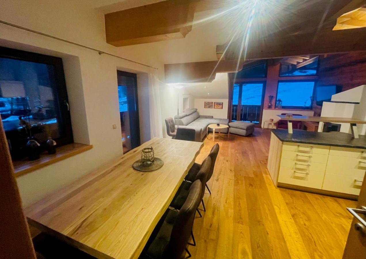 Natursport Heutal Appartements Ski-In & Ski-Out Unken Esterno foto