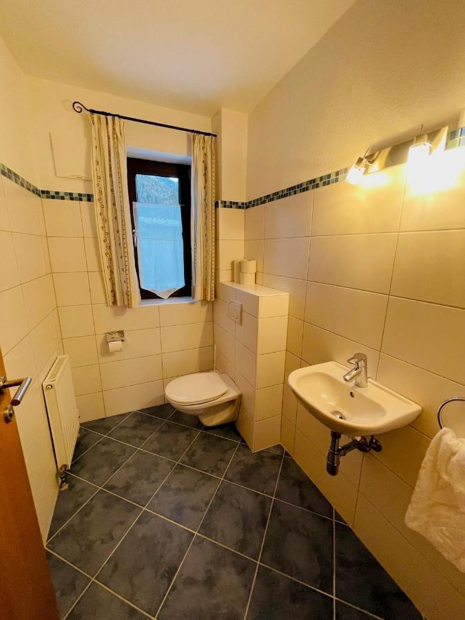 Natursport Heutal Appartements Ski-In & Ski-Out Unken Esterno foto