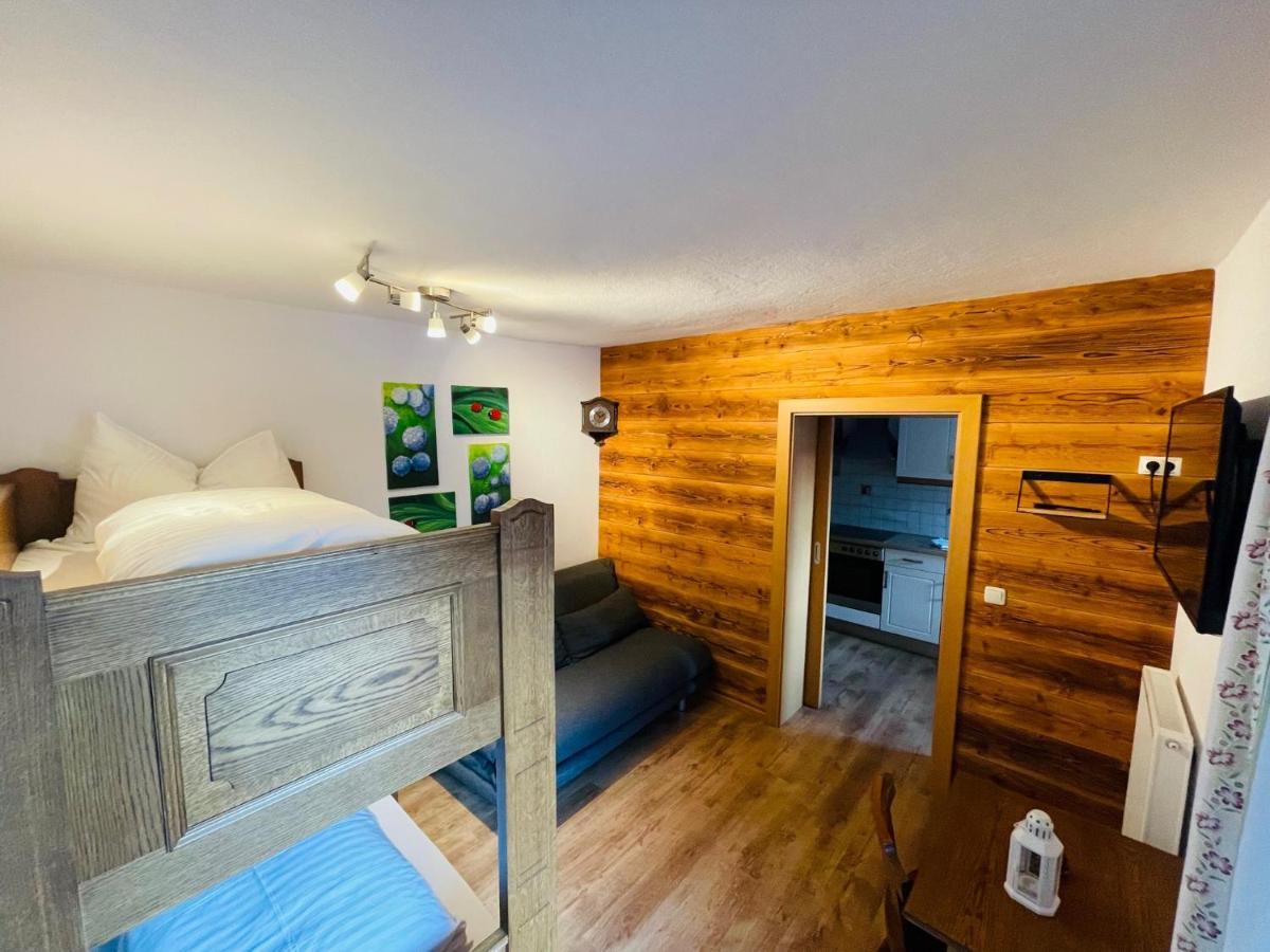 Natursport Heutal Appartements Ski-In & Ski-Out Unken Esterno foto